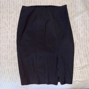 Last Chance!🚨Donating!🚨Final Price Drop‼️ Bebe Fitted Pencil Skirt w Zipper Slit